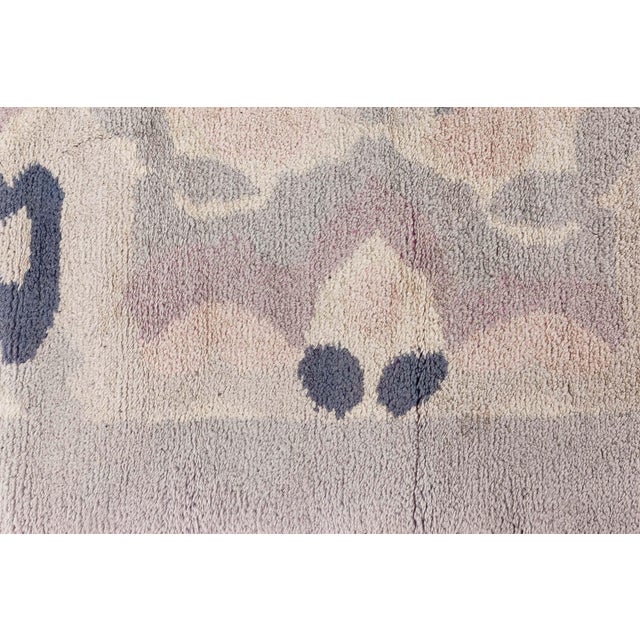 Doris Leslie Blau Vintage French Art Deco Floral Light Gray Hand-Knotted Rug For Sale - Image 10 of 10