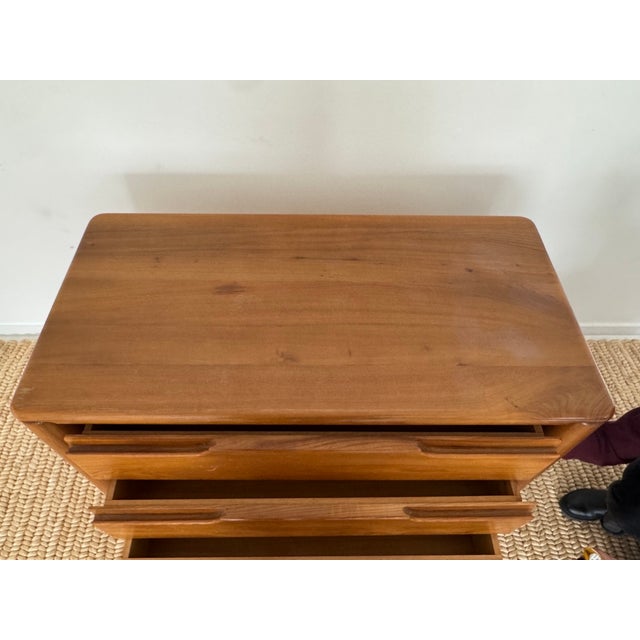 Mid 20th Century Elmwood Chest of Drawers, in the Style of Maison Regain For Sale - Image 11 of 12