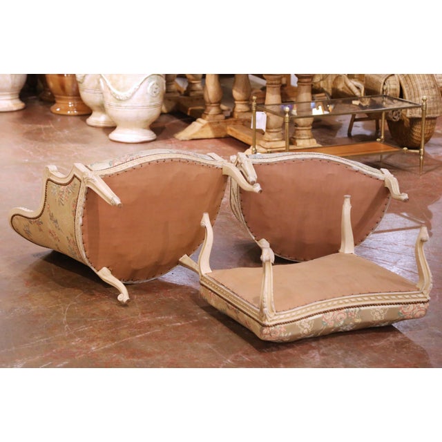 19th C. French Louis XV Provençal Painted Walnut Duchesse Brisée Chaise Longue For Sale - Image 13 of 14