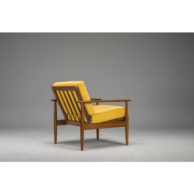 Mid-Century Modern Lounge Chair, 1960s For Sale - Image 10 of 14