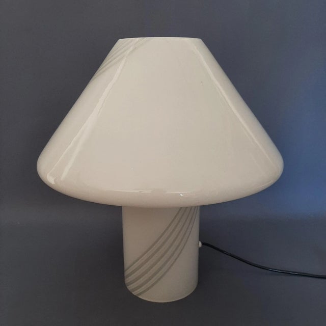1970s Modern Striped Opal Murano Glass Mushroom Lamp, 1970s For Sale - Image 5 of 16