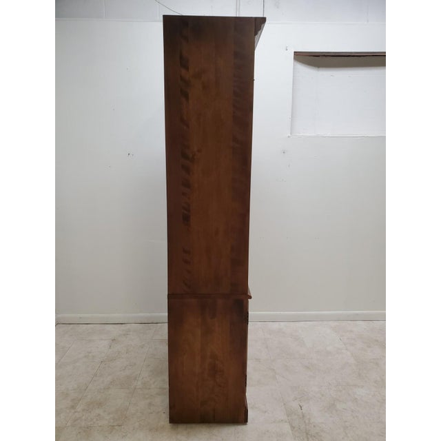 1990s 1990s Ethan Allen Bookcase French Country Display Cabinet Shell Carved Fin. 236 For Sale - Image 5 of 11