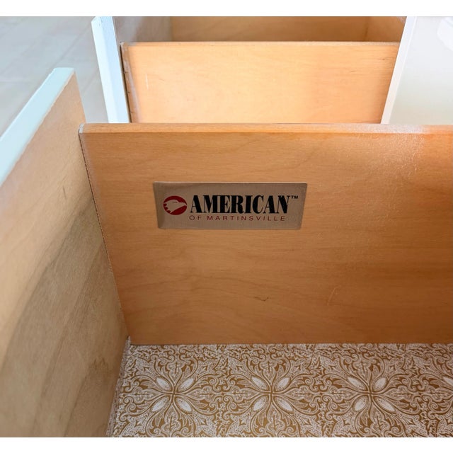 White Mid 20th Century MCM American of Martinsville Nightstands – Fully Refinished Vintage Pair For Sale - Image 8 of 9
