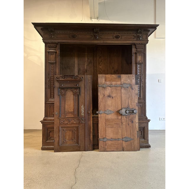 Late Renaissance Museum-Quality Facade Wardrobe, 1620s For Sale - Image 4 of 16
