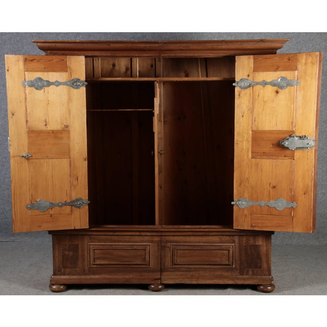 Antique Renaissance Cabinet in Walnut, 1680s For Sale - Image 6 of 18