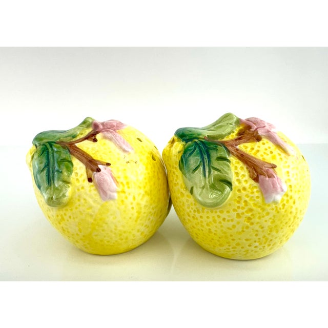 Vintage Majolica Style Lemon Salt & Pepper Shakers – Hand-Painted Ceramic, a Pair For Sale In Little Rock - Image 6 of 10