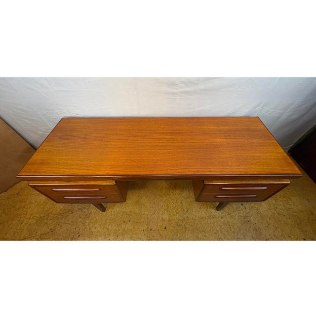 Vintage Teak Desk by Victor Wilkins for G-Plan, 1960 For Sale - Image 6 of 12