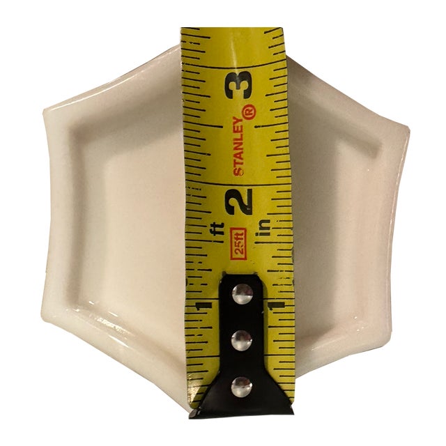 Mid 20th Century Pair Milk Glass Fish Candlesticks—attributed to l.e. Smith Glass Company, Figural Dolphin or Koi Form For Sale In Seattle - Image 6 of 7