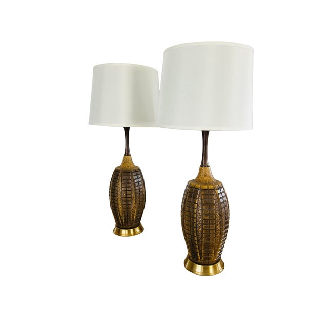 Mid-Century Modern Pair of Mid-Century Modern Brutalist Abstract Ceramic Table Lamps – Geometric Textured Design For Sale - Image 3 of 13