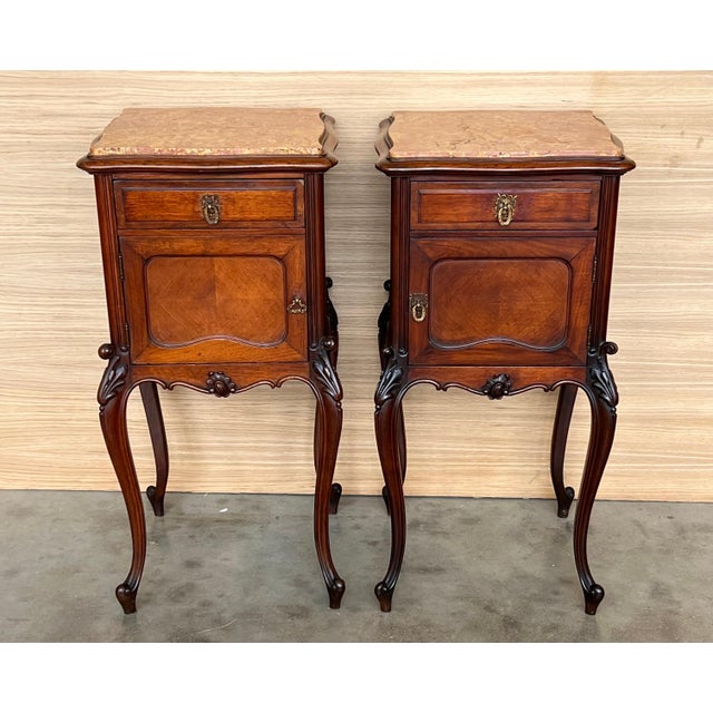 Louis XV Style Walnut Nightstands with Marble Top, 1930s, Set of 2 For Sale - Image 17 of 18