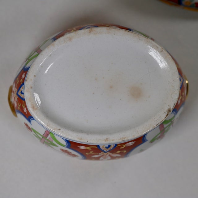 Antique Porcelain Sugar Box in Regency Dollar Sign Pattern Attributed to Coalport For Sale - Image 9 of 16