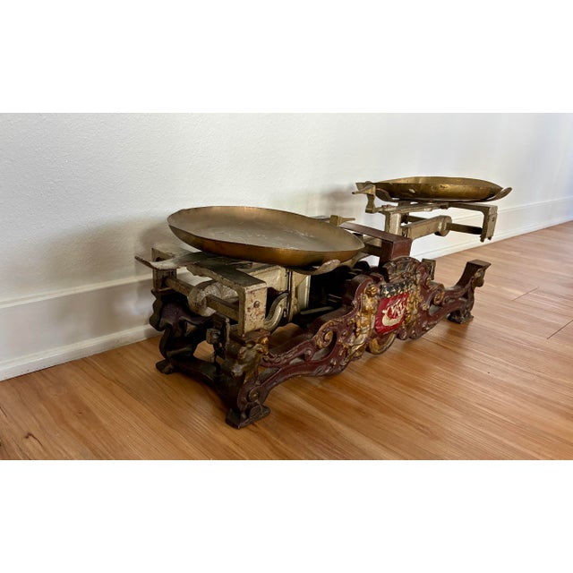 Late 19th Century Late-19th-Century Continental European Commercial Balance Scale With Heraldic Crest For Sale - Image 5 of 6