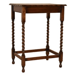 Edwardian Oak Side Table From England, C. 1900 For Sale