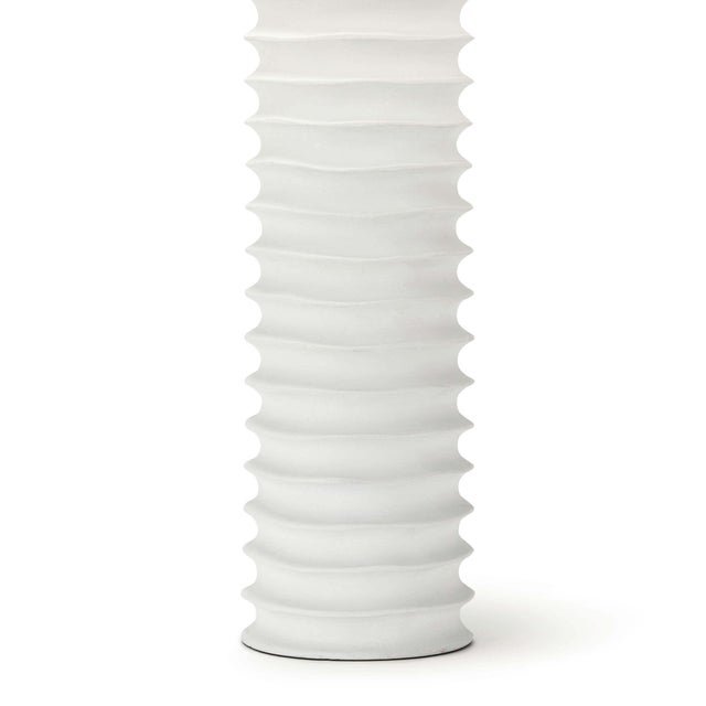 Traditional Regina Andrew Nabu Metal Column Table Lamp (White) For Sale - Image 3 of 5