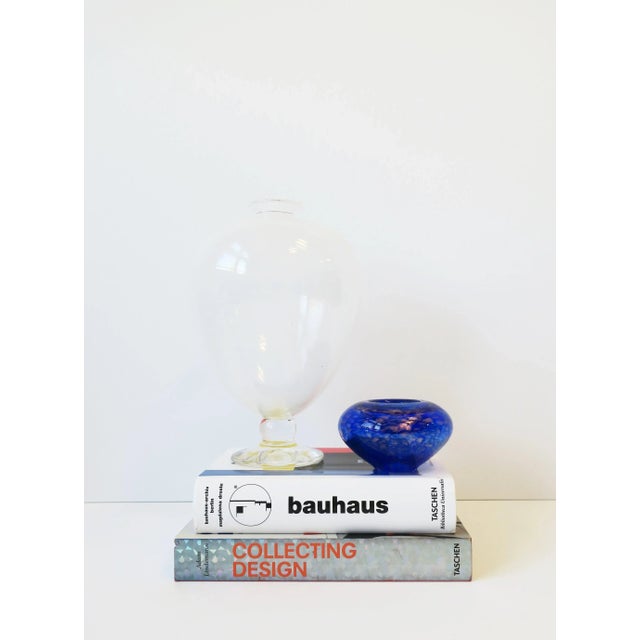 Late 20th Century White and Transparent Clear Art Glass Urn Form Vase For Sale - Image 5 of 12