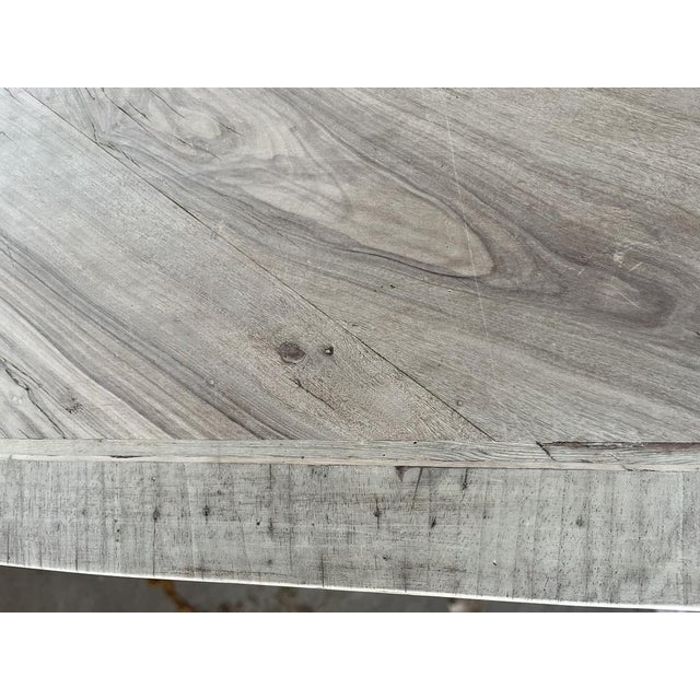 Wood Italian Bleached Walnut Commode with Drawer in Burl Veneer, 18th Century For Sale - Image 7 of 15