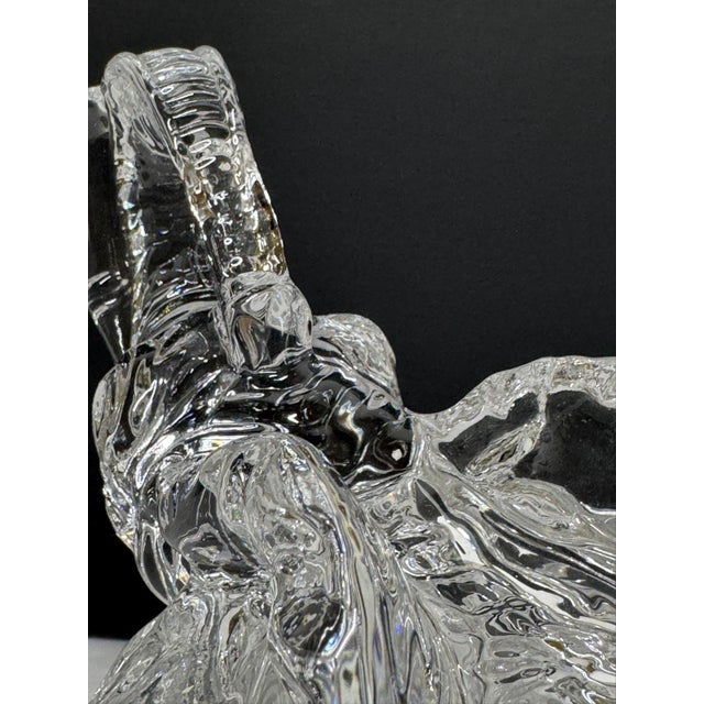 1950s Detailed Crystal Glass Lidded Elephant Figurine Box For Sale In Phoenix - Image 6 of 12
