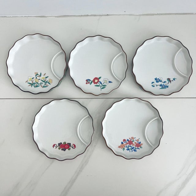 Set of 5 medium sized deep plates from Japan, Gozan kiln, Arita ware. From Japan The Art of Tableware Utsuwa-No-Yakata...