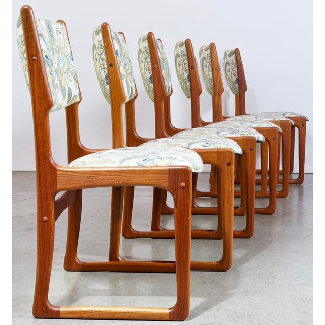 Mid-Century Modern Mid 20th Century Danish Modern Teak Sled Leg Dining Chairs by Benny Linden Design, Set of 6 For Sale - Image 3 of 16