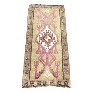 Small Oushak Rug, 1960s For Sale