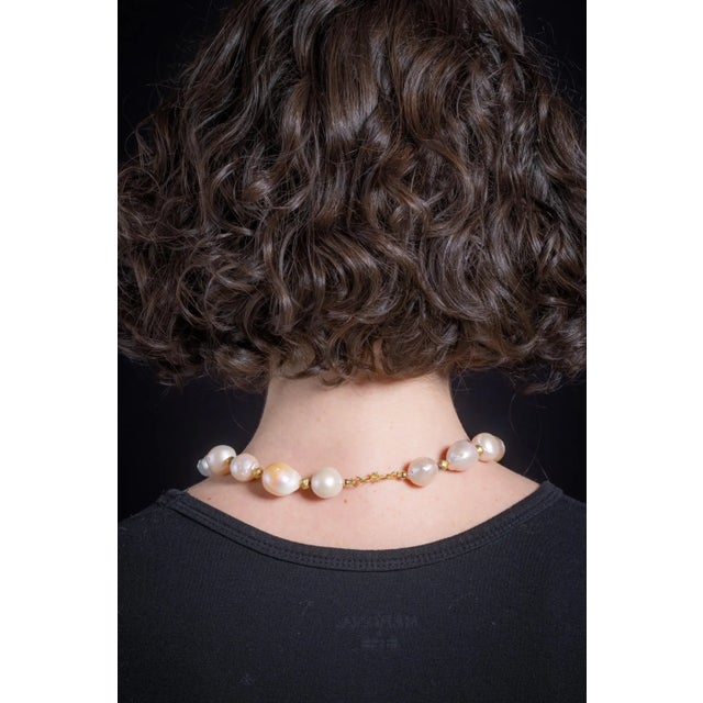 Deborah Lockhart Phillips 1990s Baroque Pearl and Tanzanite Necklace by Deborah Lockhart Phillips For Sale - Image 4 of 4