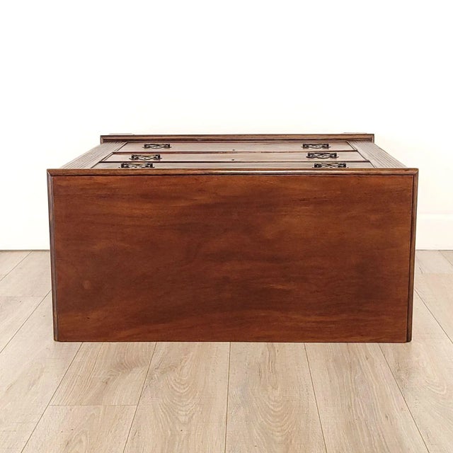 Brown 19th Century North Country Three-Drawer Chest, England Circa 1830 For Sale - Image 8 of 8