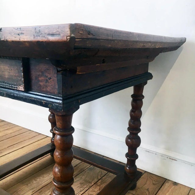 17th Century French Bobbin Turned Tavern Table C. 1680 For Sale In Baltimore - Image 6 of 13