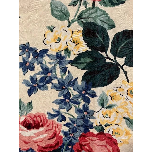 Textile Beautiful Floral Print Upholstery Fabric - 3.50 Yards For Sale - Image 7 of 12