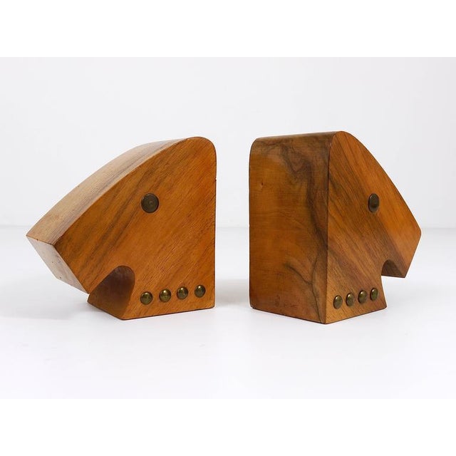 Austrian Modern Horse Bust Bookends in Walnut and Brass, 1950s, Set of 2 For Sale - Image 4 of 11