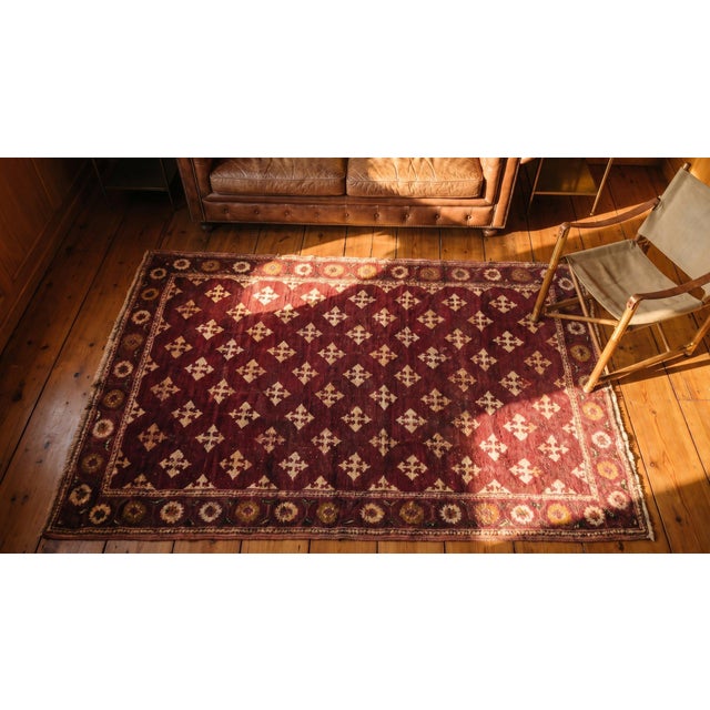 1930s Red Burgundy 4 Pointed Star Antique Indian Agra Rug 4' 0" X 6' 6" Handknotted Wool Carpet For Sale - Image 9 of 9