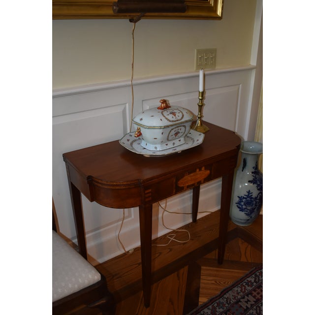 18th Century Antique American Inlaid Mahogany Hepplewhite Folding Top Games Table For Sale - Image 5 of 7