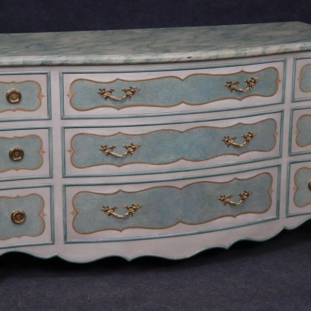 Superb Paint Decorated Baker Attributed French Faux Painted Marble Dresser For Sale In Philadelphia - Image 6 of 12