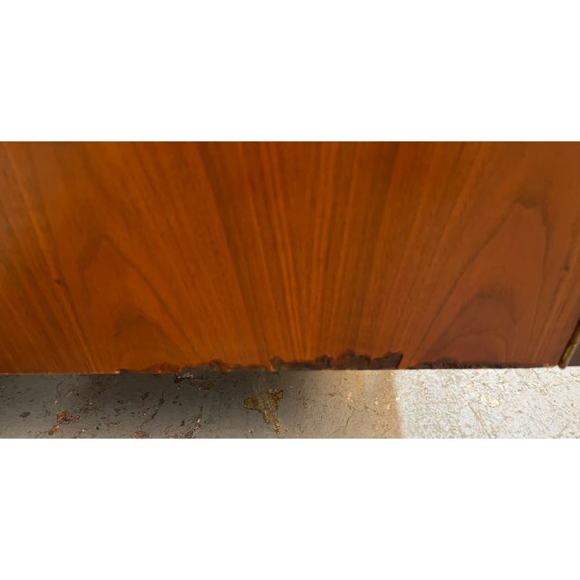 Young Manufacturing Mid-Century Modern Walnut Lowboy Dresser, Attributed For Sale - Image 11 of 13