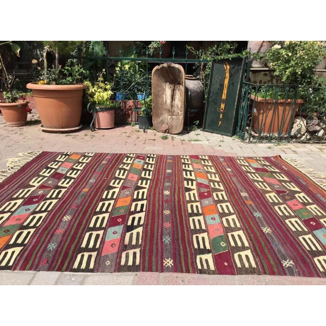 1960s Vintage Turkish Handmade Kilim Rug - 65"x88.5" For Sale - Image 4 of 9