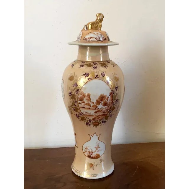 White 1810 Chinese Export Porcelain Vase & Cover For Sale - Image 8 of 11