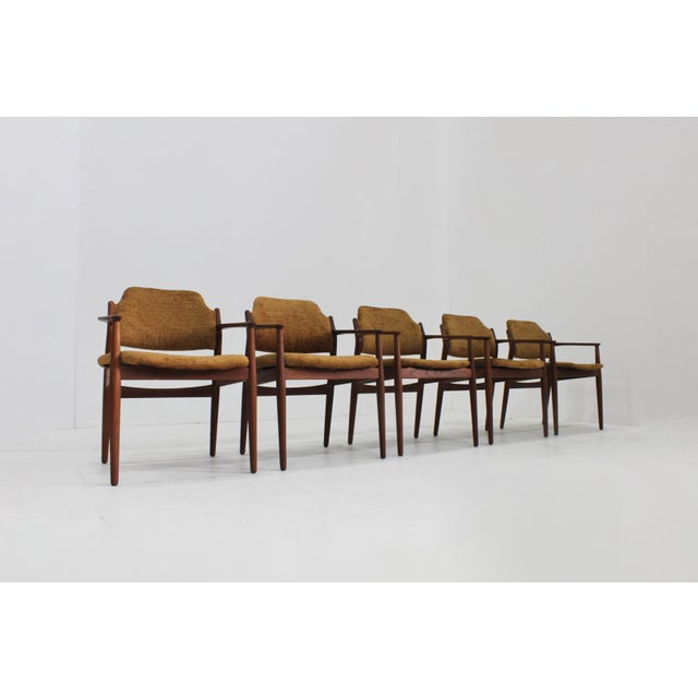 Set of 5 Vintage Danish Teak wood dining room Chairs Model 62a By Arne Vodder for Sibast. Reupholstered with new luxury...