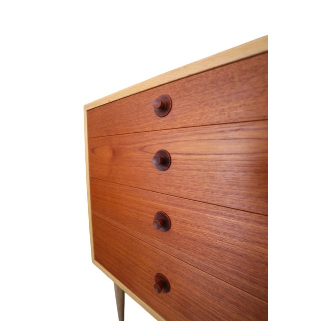 Karl Andersson & Söner Vintage Double Chest of 8 Drawers in Teak and Oak by Børge Mogensen for Karl Andersson & Söner, 1960s For Sale - Image 4 of 18