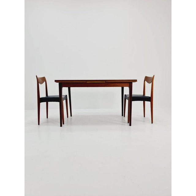 German teak dining table by Lübke, 1960s The table is in very good condition. Made of teak Made in Germany! Well-preserved...