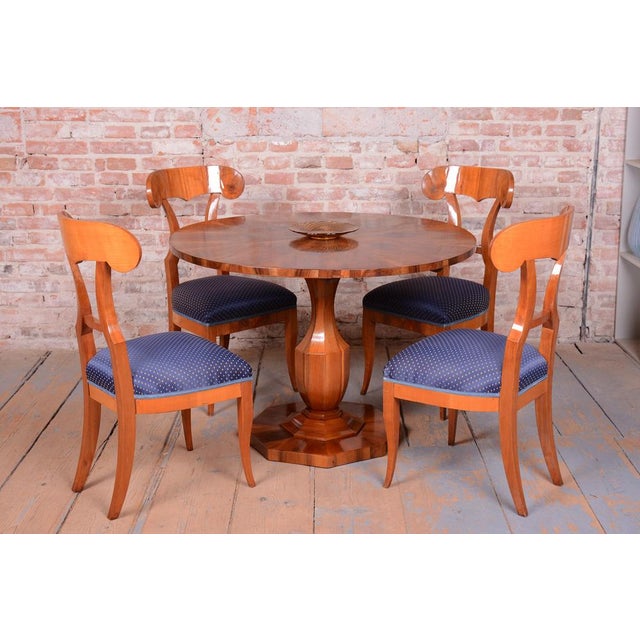 Biedermeier Walnut Dining Table from Josef Danhauser, Austria, 1820s For Sale - Image 17 of 18