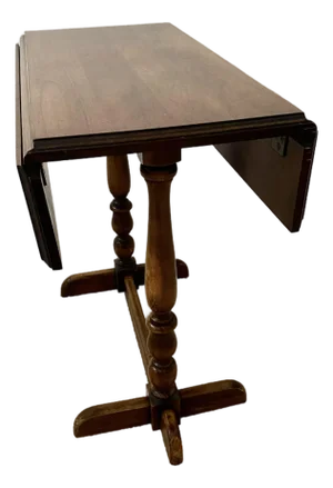 Vintage Drop-Leaf Accent Table From the Highly Collectible "Diplomat" Collection by the Brandt Furniture Excellent Condition