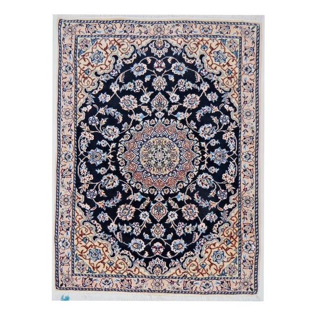 Middle Eastern Rug in Virgin Wool and Silk For Sale