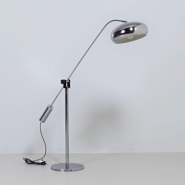 Chrome Space Age Floor Lamp with Adjustable Rod Arm, 1970s For Sale - Image 4 of 12