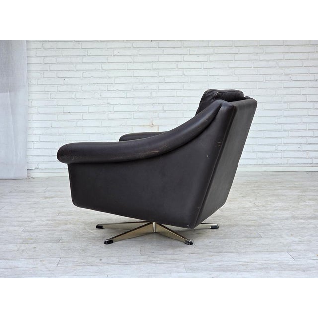 Danish Leather Swivel Armchair from Aage Christensen, 1960s For Sale - Image 12 of 18