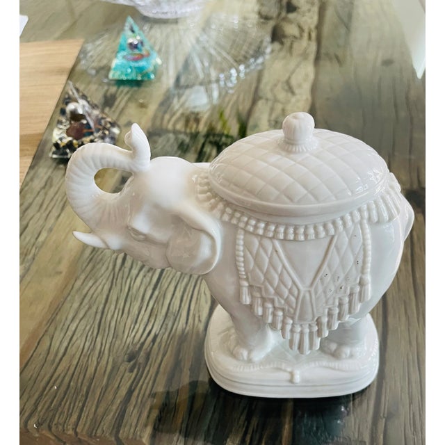Traditional 1970s Vintage Porcelain Andrea by Sadek Elephant Jar With Cover For Sale - Image 3 of 7