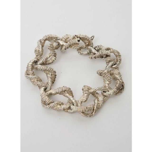 This is part of Chairish’s Costume Jewelry assortment. This stunning and extremely well made Italian sterling silver...