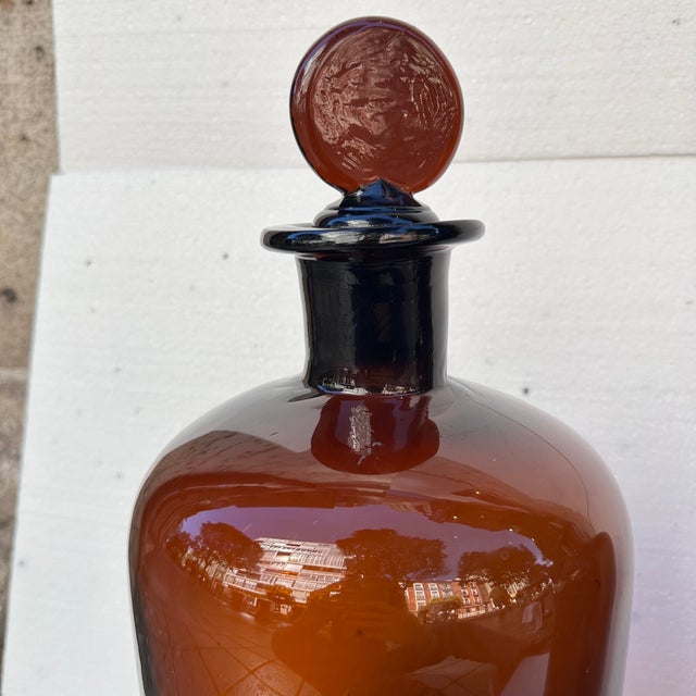 Apothecary Jars in Amber Glass, Spain, 1940s, Set of 2 For Sale - Image 17 of 18