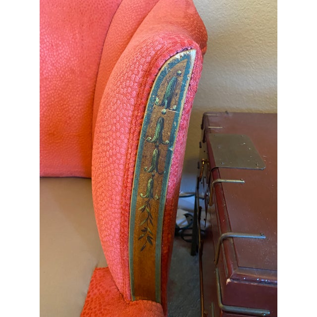 Circa 1920s French Art Deco Painted Channel-Back Chaise Lounge For Sale In Las Vegas - Image 6 of 8