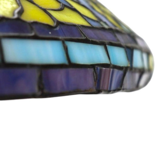 Late 20th Century Tiffany Style Leaded Stained Glass Daffodil Table Lamp With Bronzed Base For Sale - Image 10 of 15