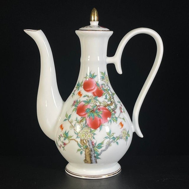 Late 20th Century Chinese Famille Rose Porcelain Tea Set With Peach Motif - 11 pcs For Sale In Los Angeles - Image 6 of 9
