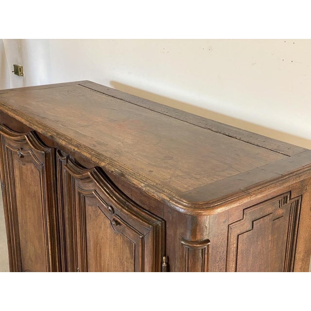 18th Century Sideboard in Walnut For Sale - Image 6 of 18